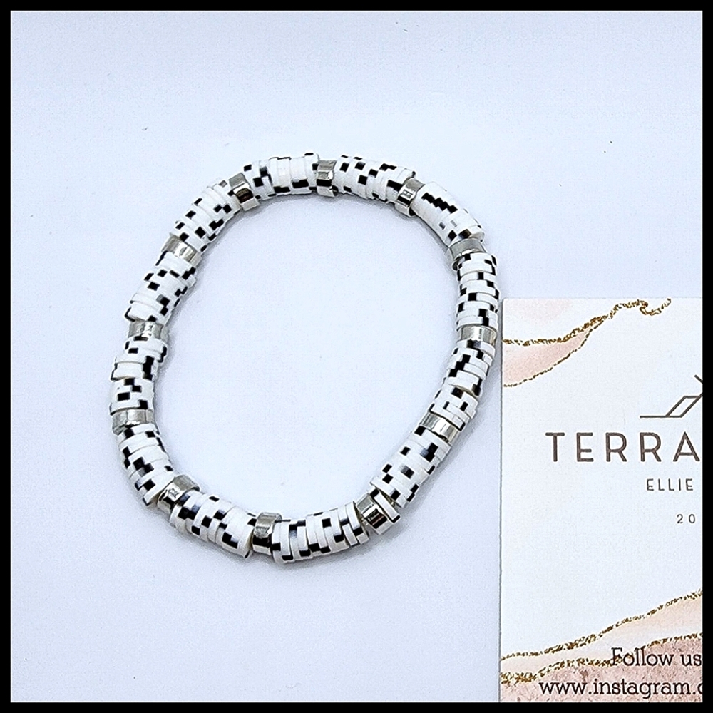 Clay and Metalic Beaded Bracelet - Unisex